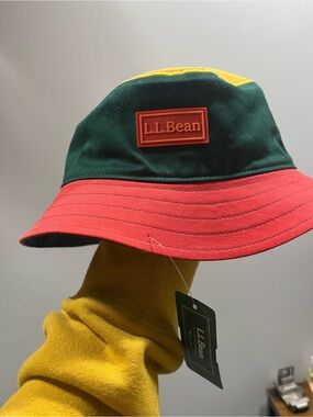 L.L. Bean Tricolor Colorblock Bucket Hat in Green, Red & Yellow